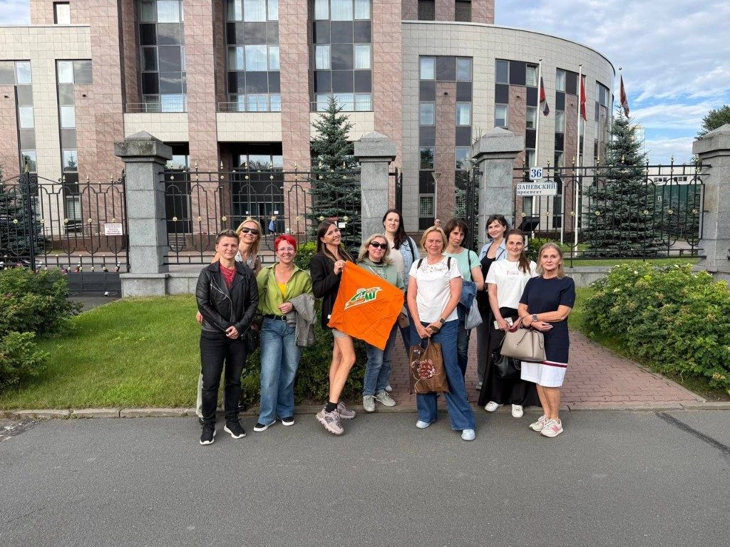 Группа на экскурсии