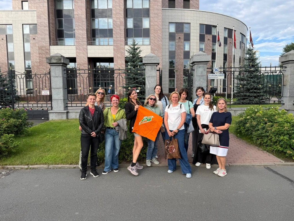 Группа на экскурсии